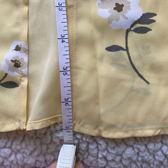 Pale Yellow Floral Dress - Picture 10 of 16